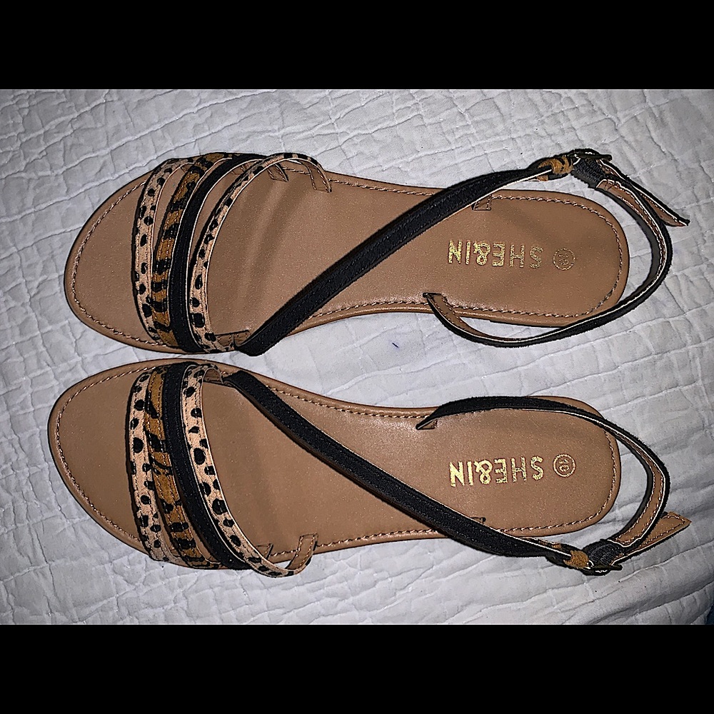 Animal print Sandals 10